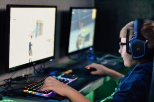 10 Tips Sukses MIni Kiat Efektif Menjadi Gamer Profesionalenjadi Gamer Profesional